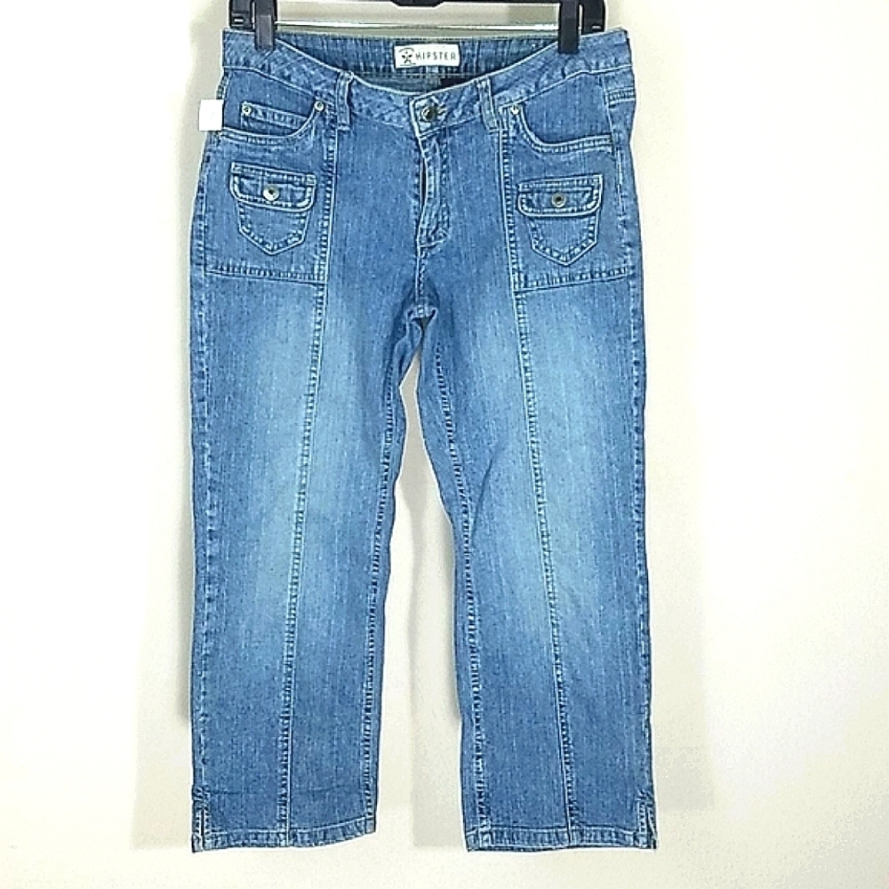 Arizona Hipster Capri Jeans | Juniors 9 Cropped Straight Leg Light Wash Stretch